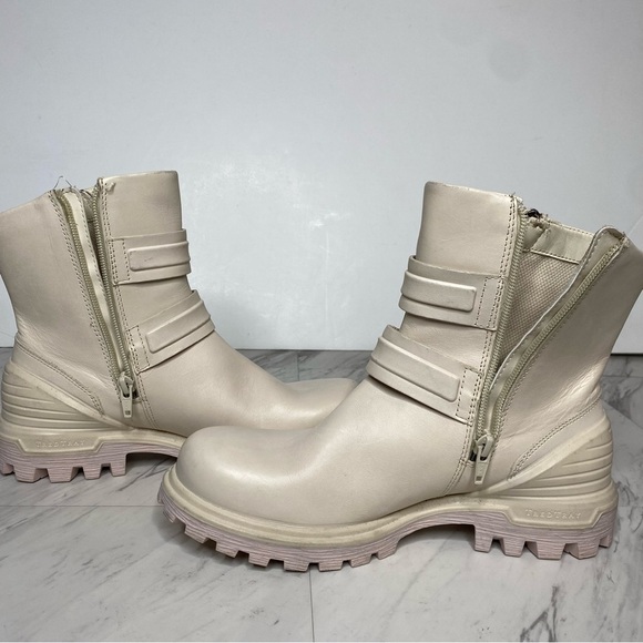 Ecco Tredtray Moto Bootie 7 - 7 1/2 - Picture 6 of 16